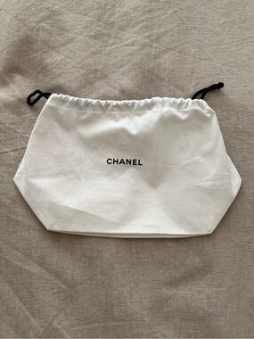 CHANEL White Cotton Beauty Bag Insert with Logo Front
